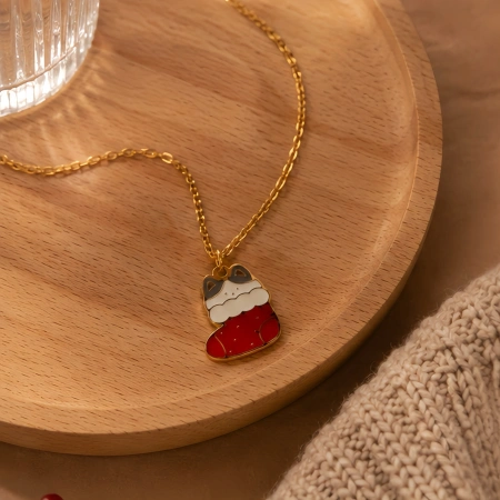 Christmas stockings, cat oil-dripping stainless steel pendant, soft and cute holiday accessories, versatile gifts for Christmas dates, not easy to fade, collarbone necklace Christmas stockings, cat oil-dripping stainless steel pendant, soft and cute holiday accessories, versatile gifts for Christmas dates, not easy to fade, collarbone necklace